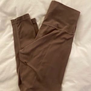 Aritzia TNAButter 7/8 Legging Stone Taupe